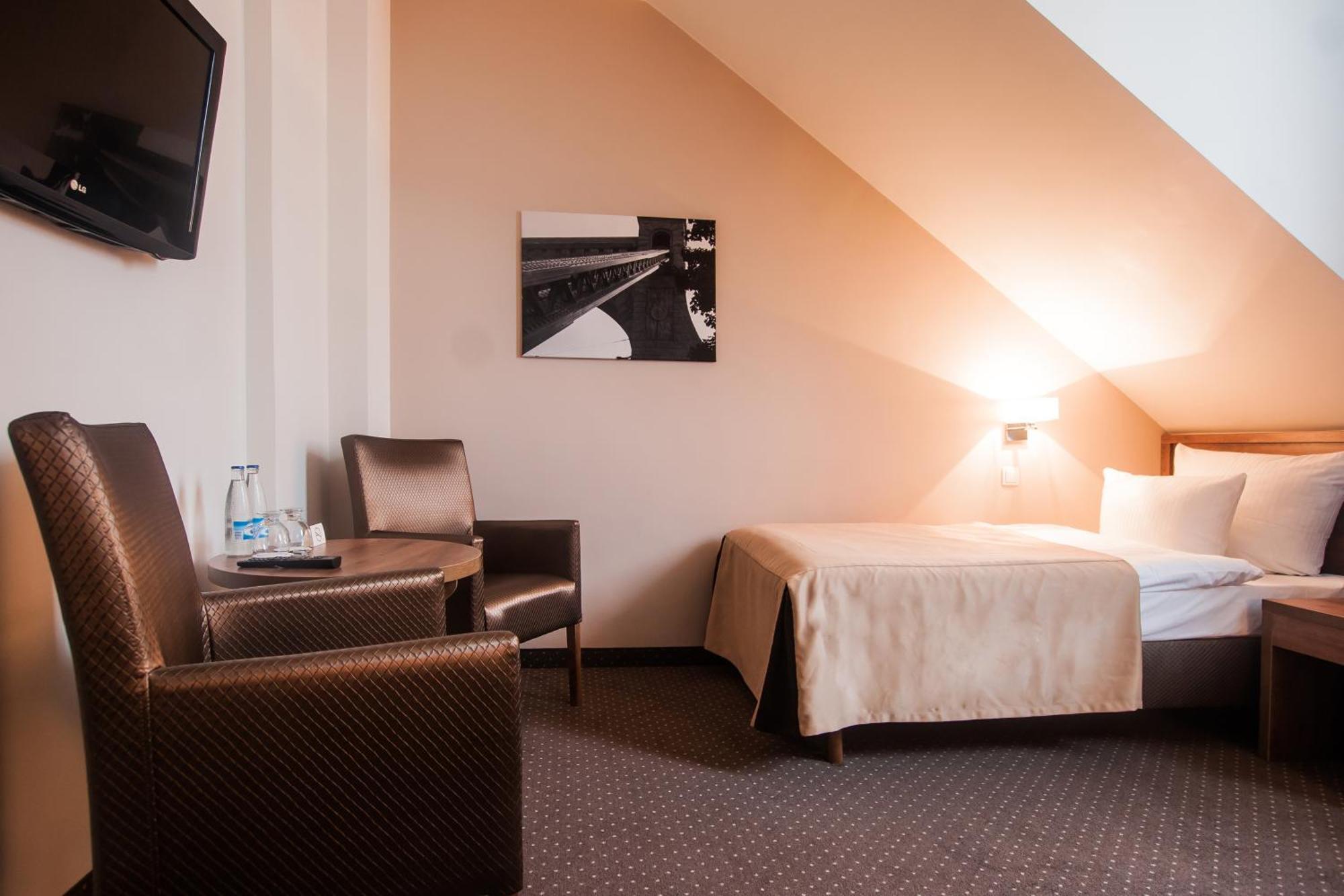 Hotel Gem Breslavia Habitación foto